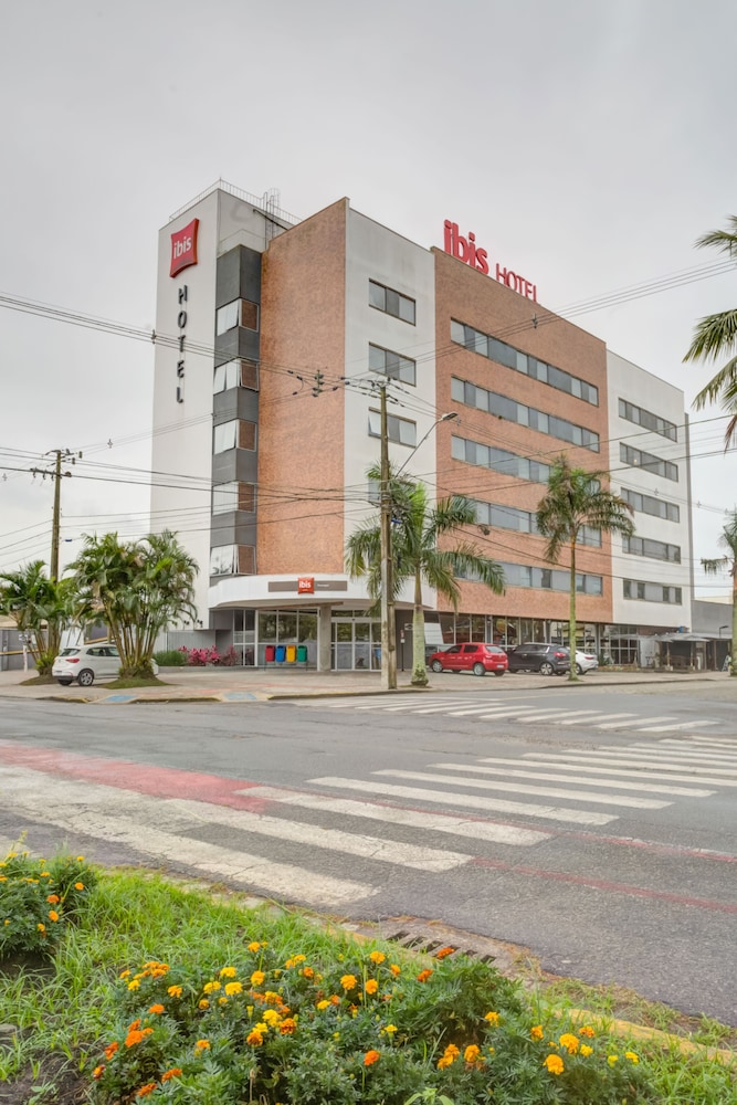 Ibis Paranagua 51/59