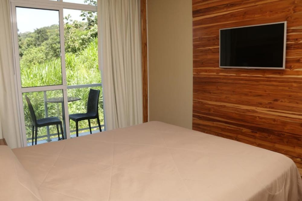 Petropolis Inn 17/50