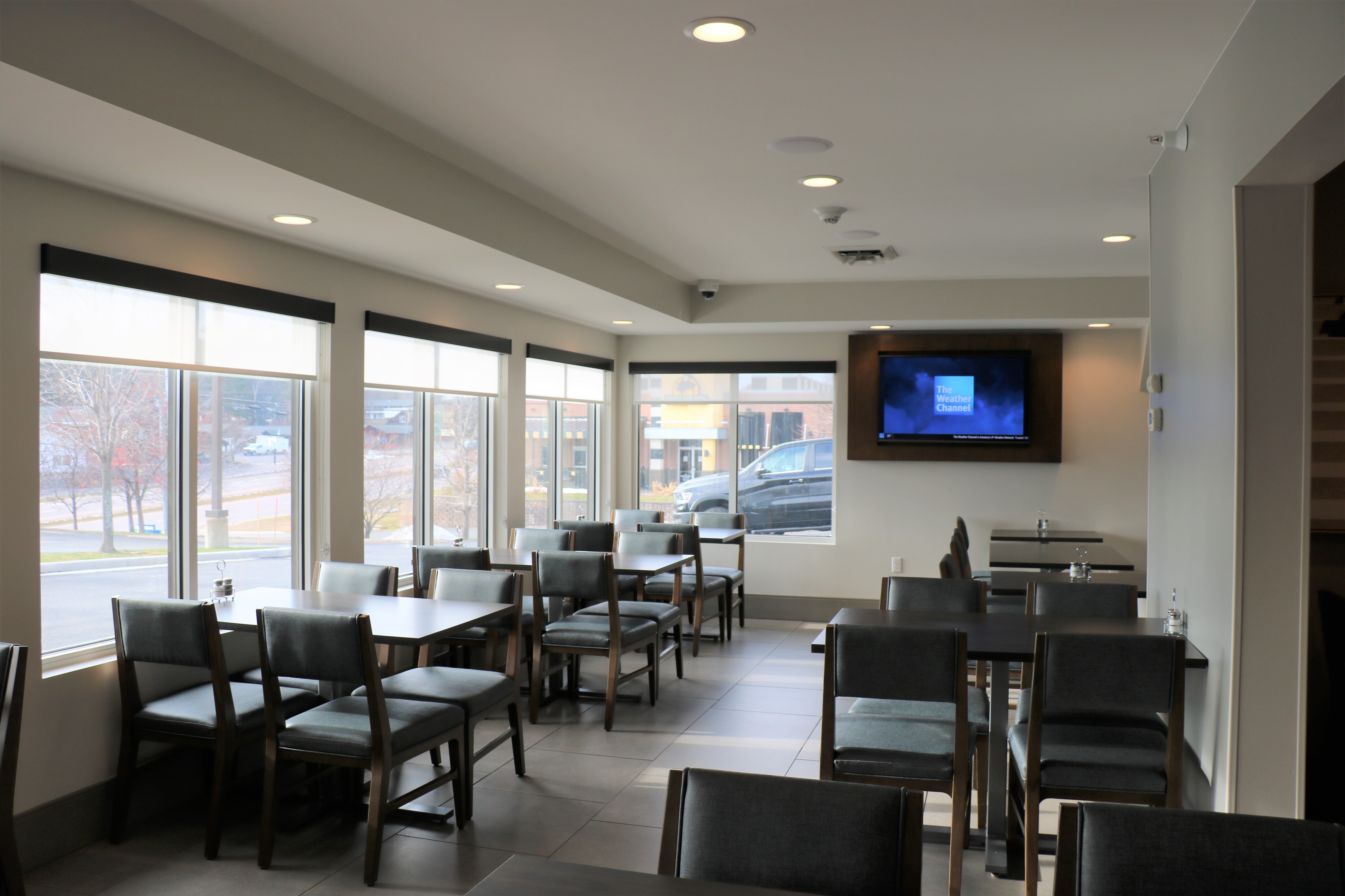 Holiday Inn Express & Suites Marquette, an IHG Hotel 43/50