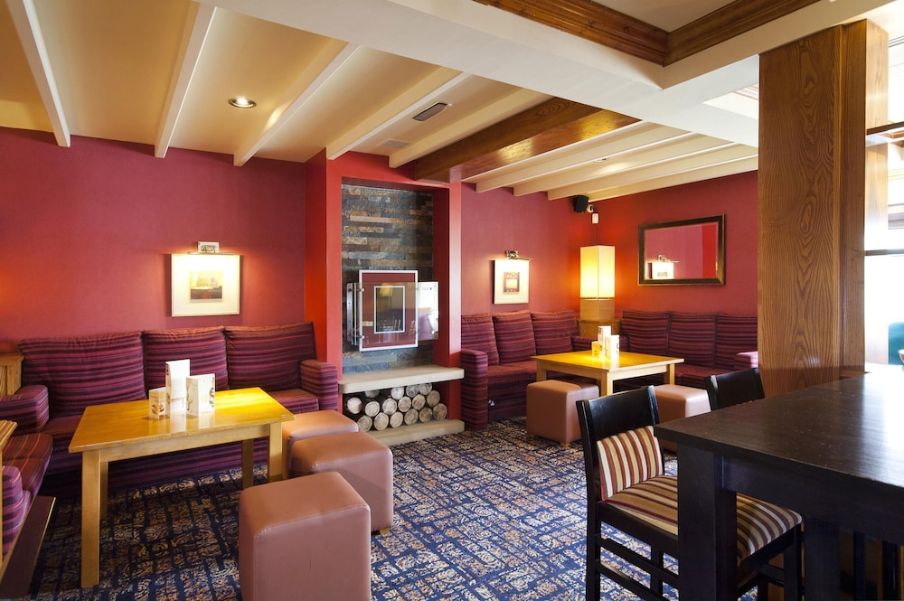 Premier Inn Edinburgh A7 (Dalkeith) 35/56