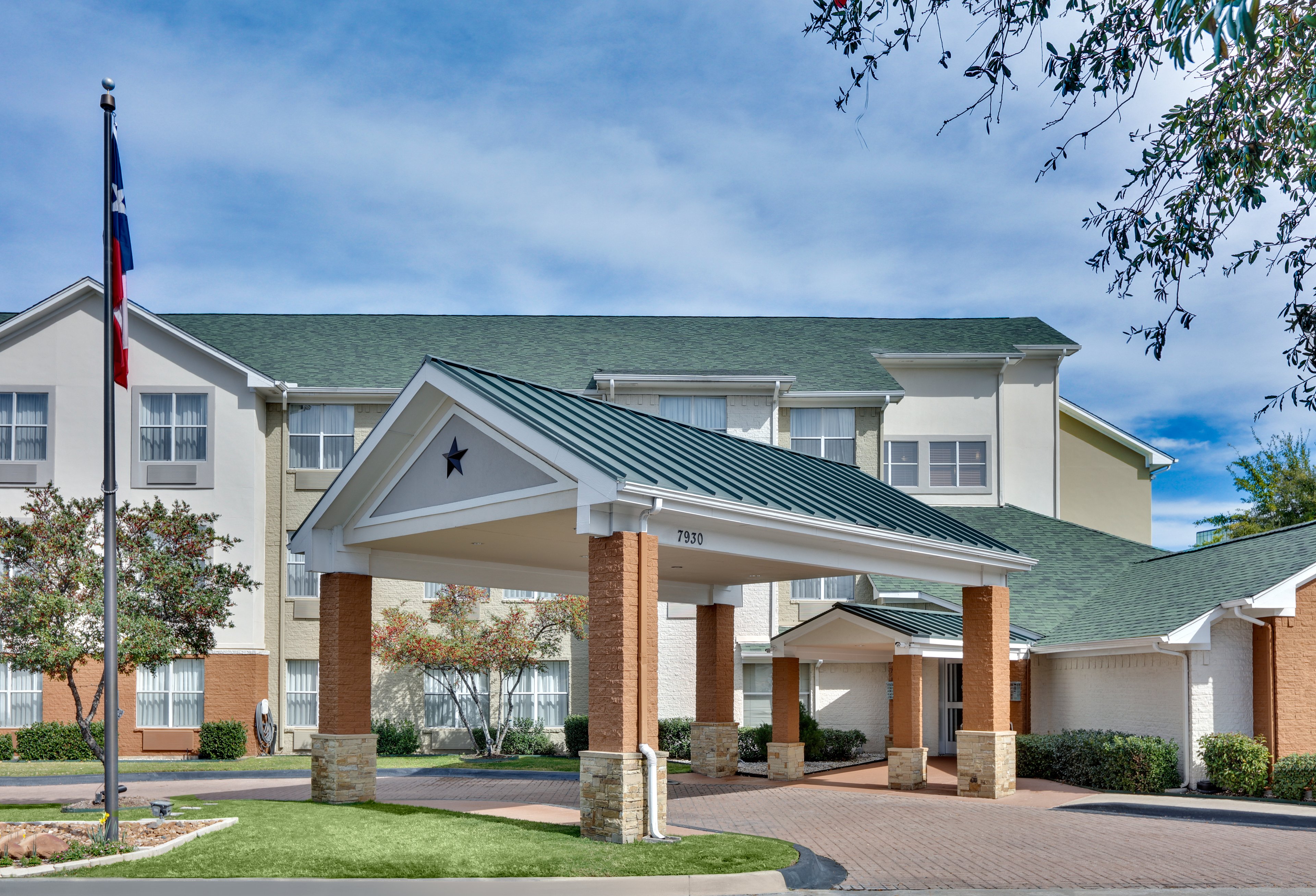 Candlewood Suites Dallas Market Cntr-Love Field 4/22