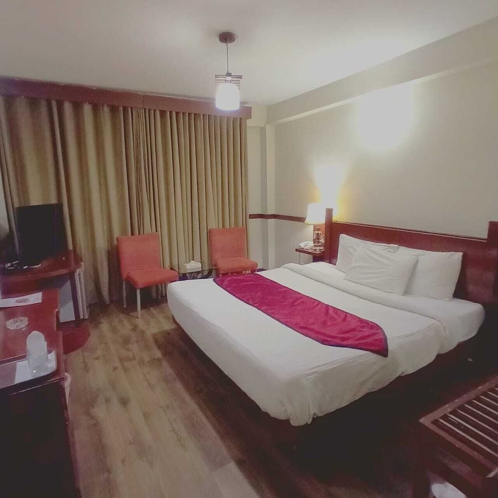 Shangrila Hotel & Resort Changla Gali 41/57