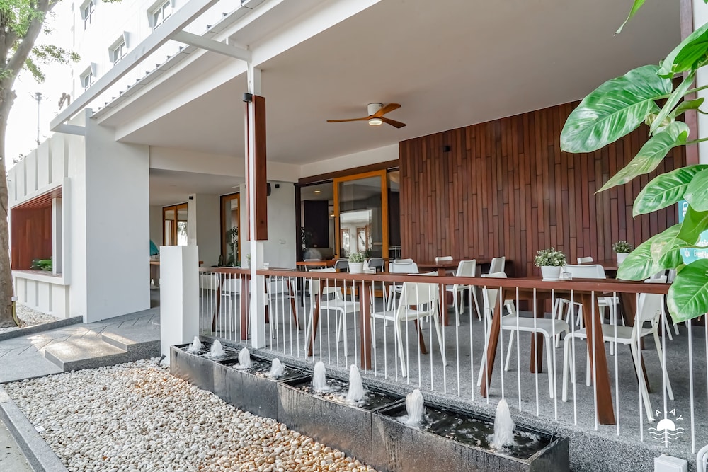 Talay Hotel & Villa 10/50