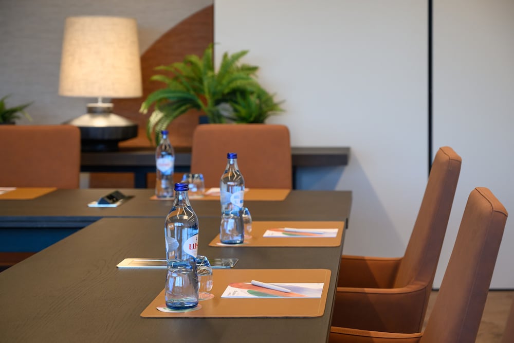 Melia Lisboa Aeroporto 66/73