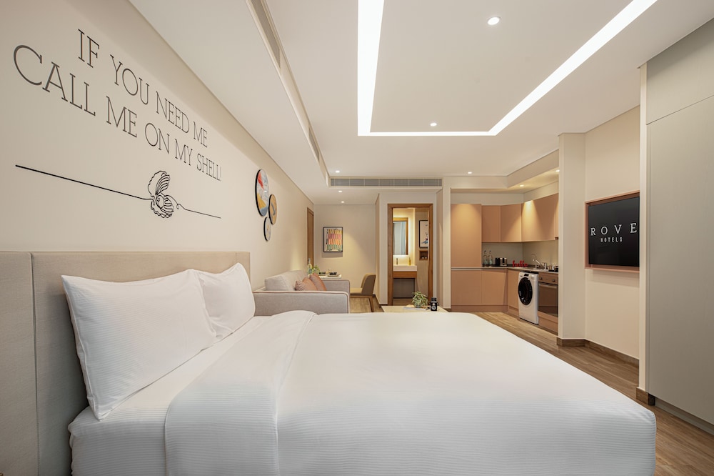 Family, Studio, King Bed, Sofa