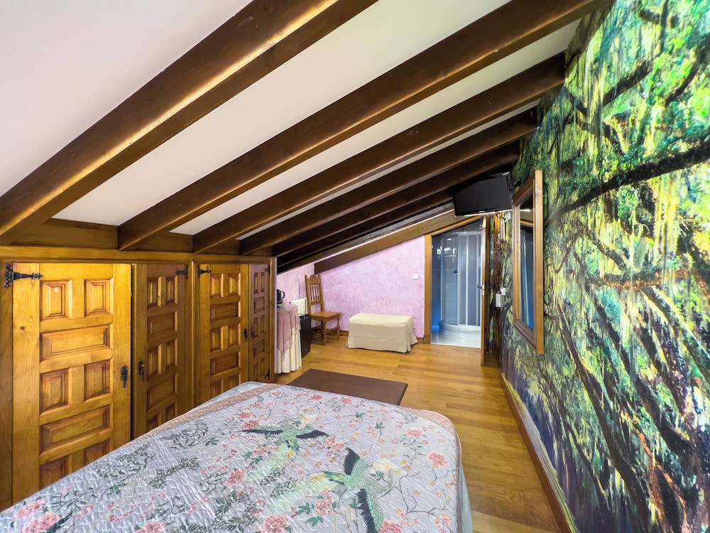 Penthouse, Double Bed