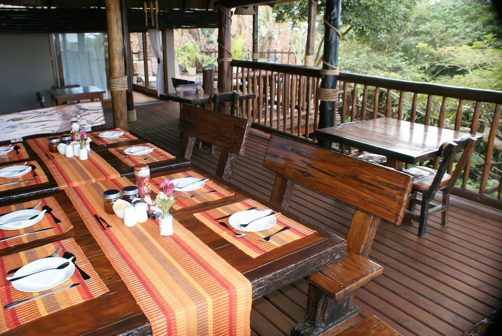 Ndiza Lodge & Cabanas 36/50