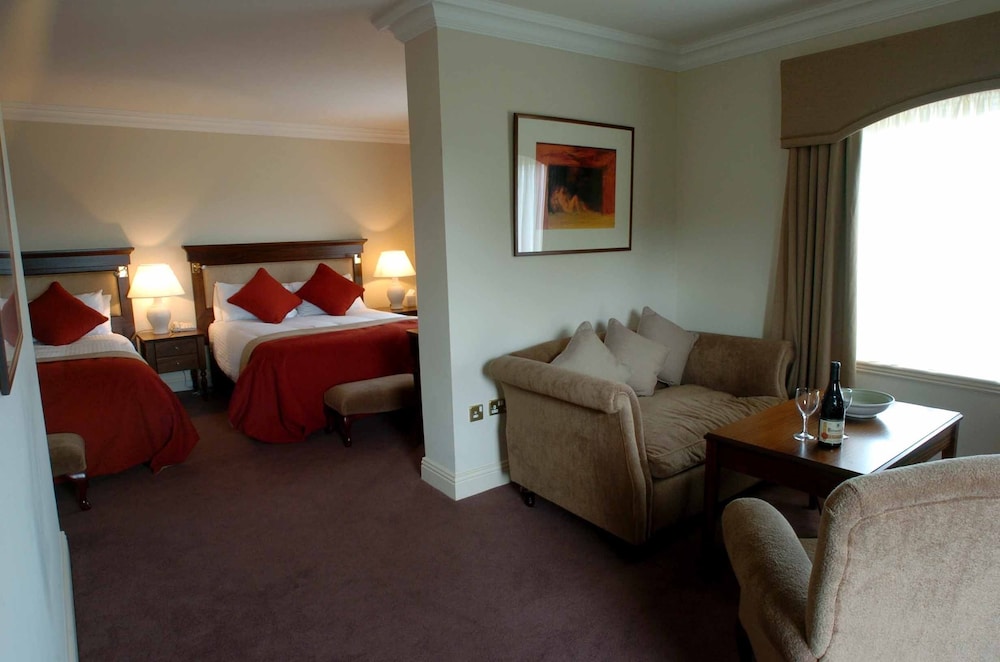 Old Ground Hotel 31/48