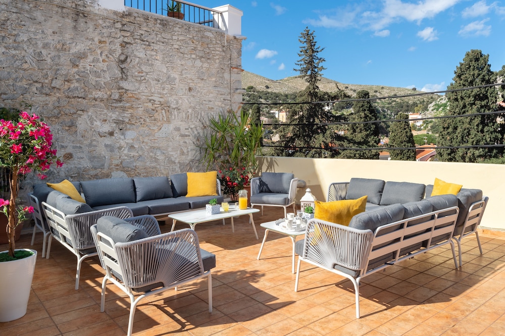 Maravelia Apartments 28/50