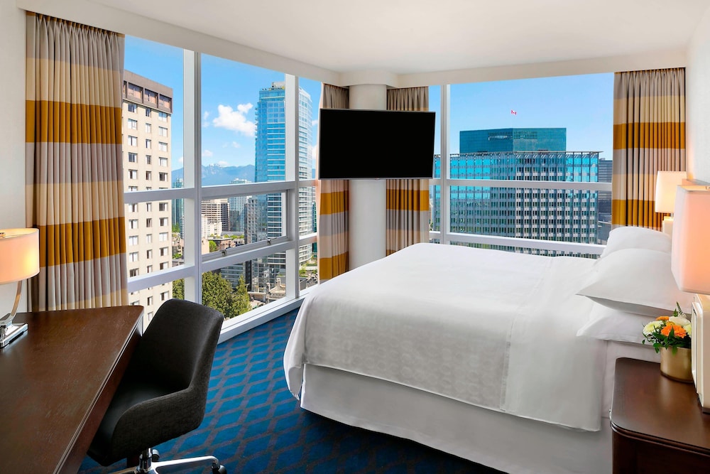 Sheraton Vancouver Wall Centre 9/34
