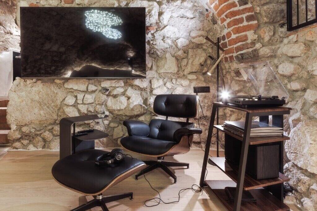Nomadic Urban Premium Suites 43/50