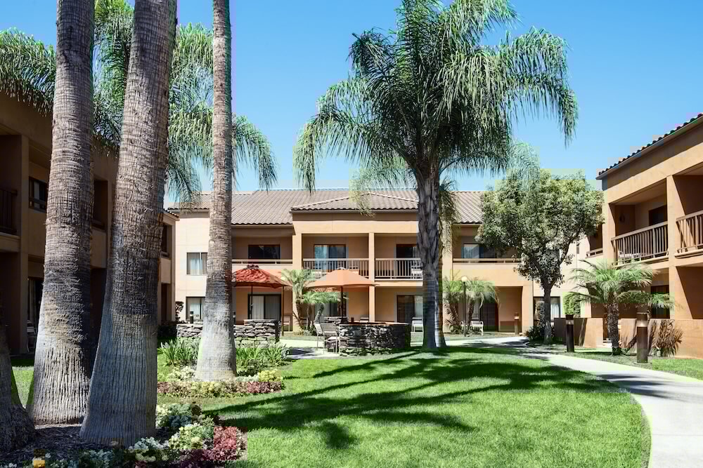 Courtyard Anaheim Buena Park in BUENA PARK - CA