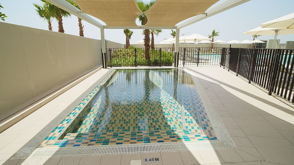 DAMAC Maison Aykon City Dubai 11/45