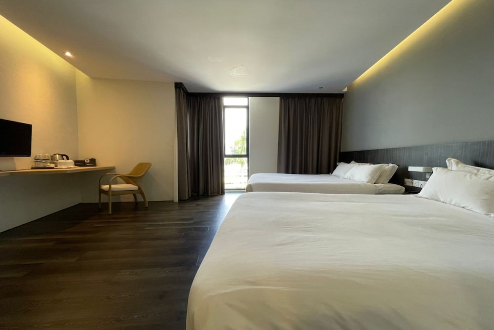 Roxy Hotel Serian 23/40