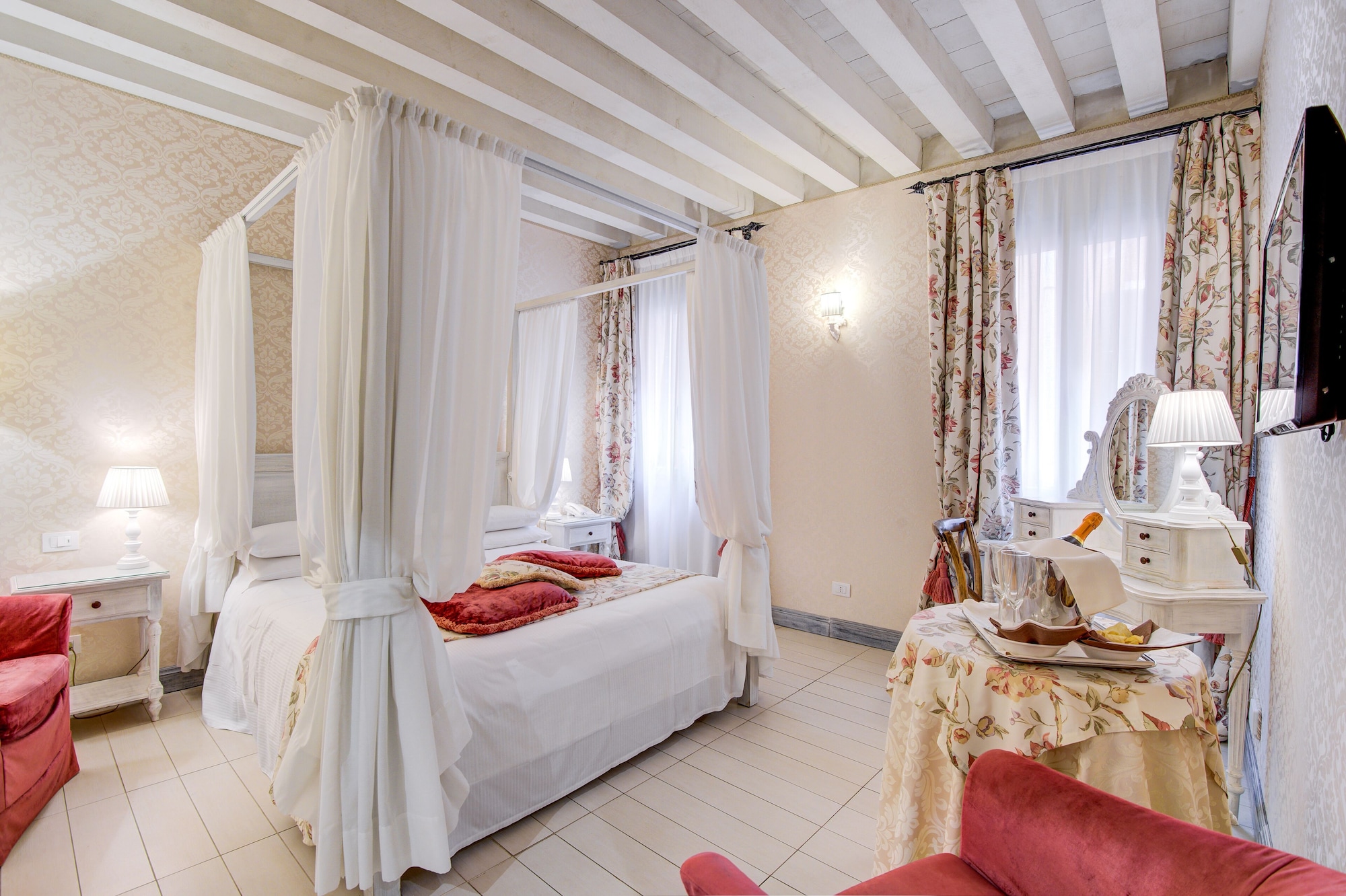 COMFORT, DOUBLE BED, STAIR ACCESS ONLY, ANNEX