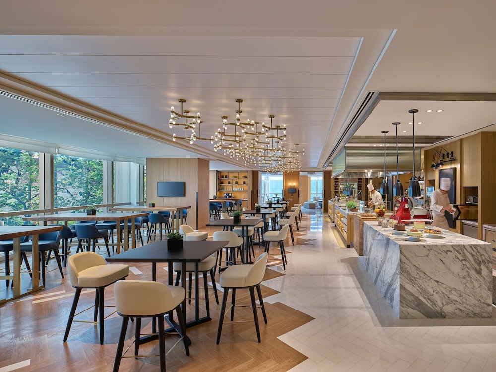 GRAND HYATT KUALA LUMPUR 50/69