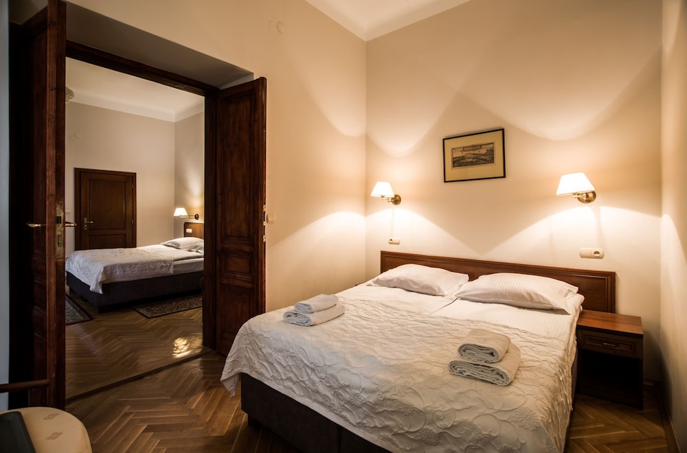 APARTHOTEL BASZTOWA 37/60