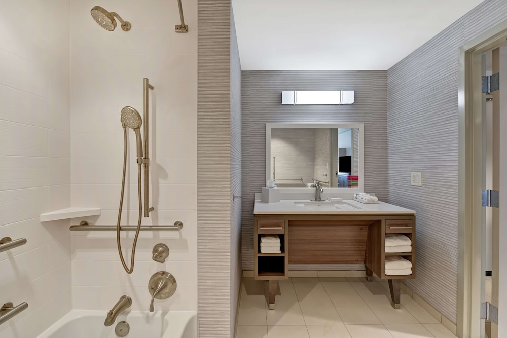Home2 Suites by Hilton West Palm Beach Airport 25/62