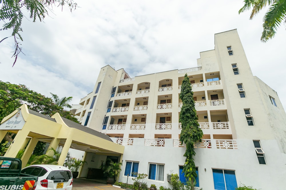 Sunrise Resort Apartments & Spa 4/50