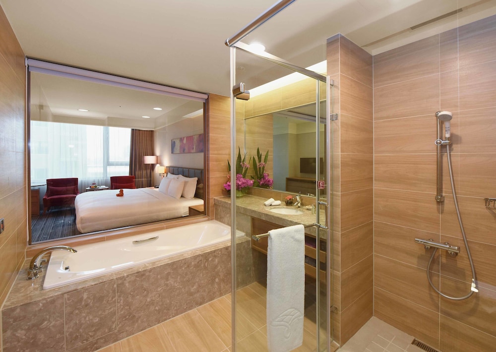 Fullon Hotel Taoyuan Airport Access Mrt A8 4/64