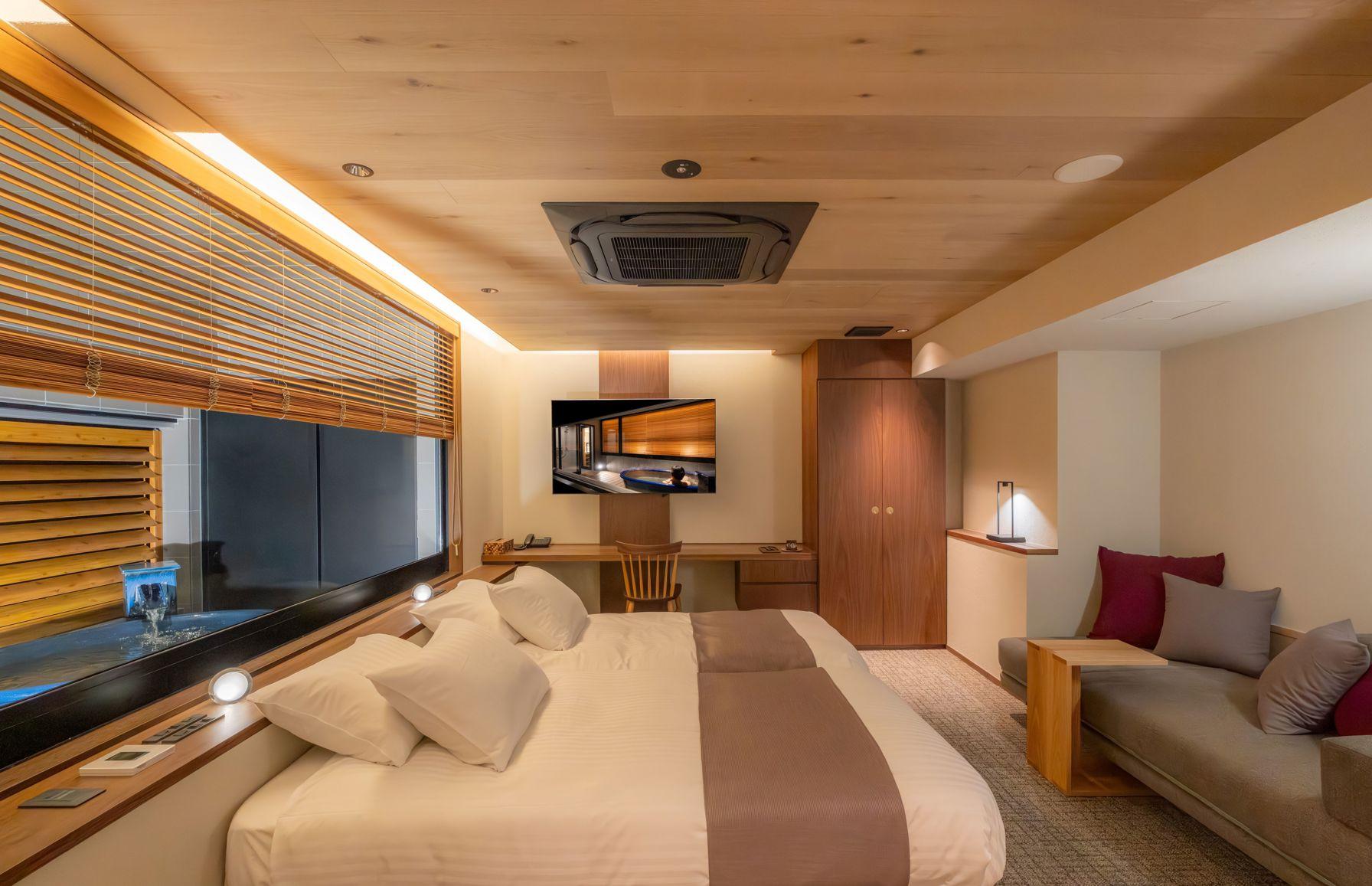 Hollywood, Twin Beds