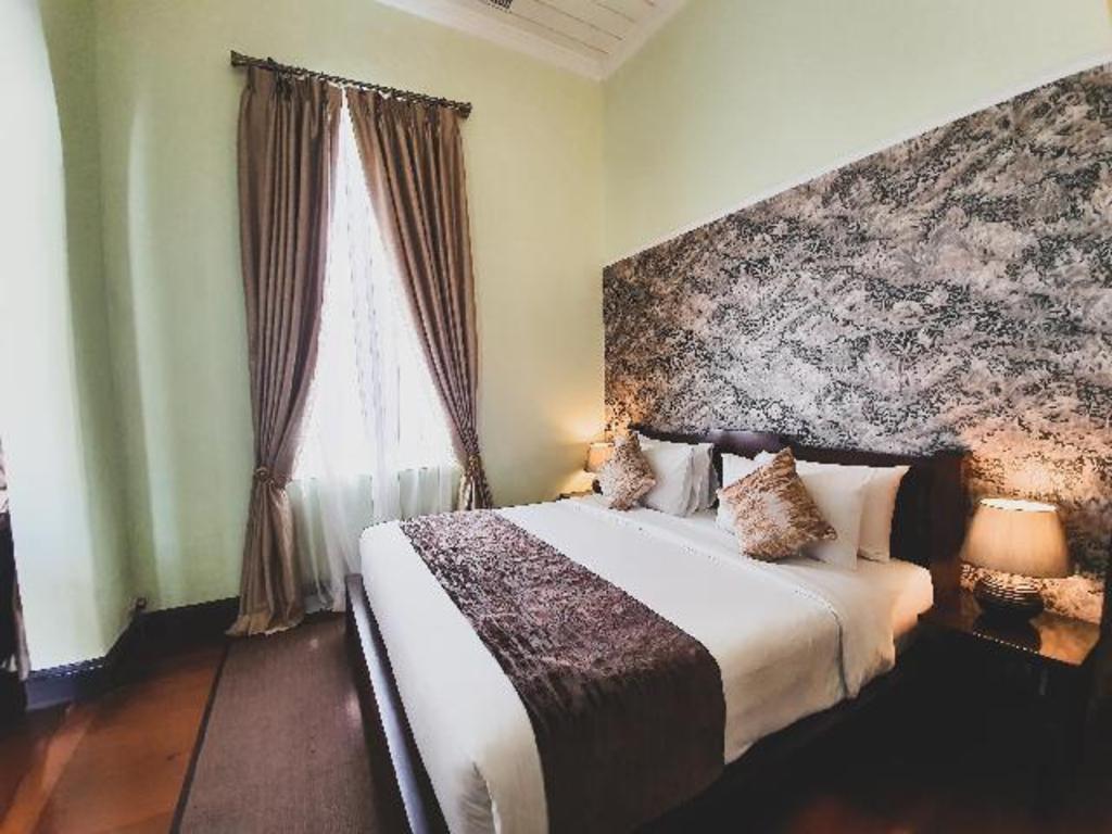 Chao Phraya, Suite, King Bed