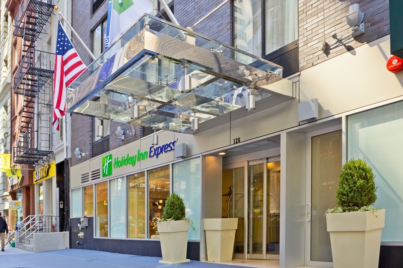Holiday Inn Express New York City Wall Street 6/51