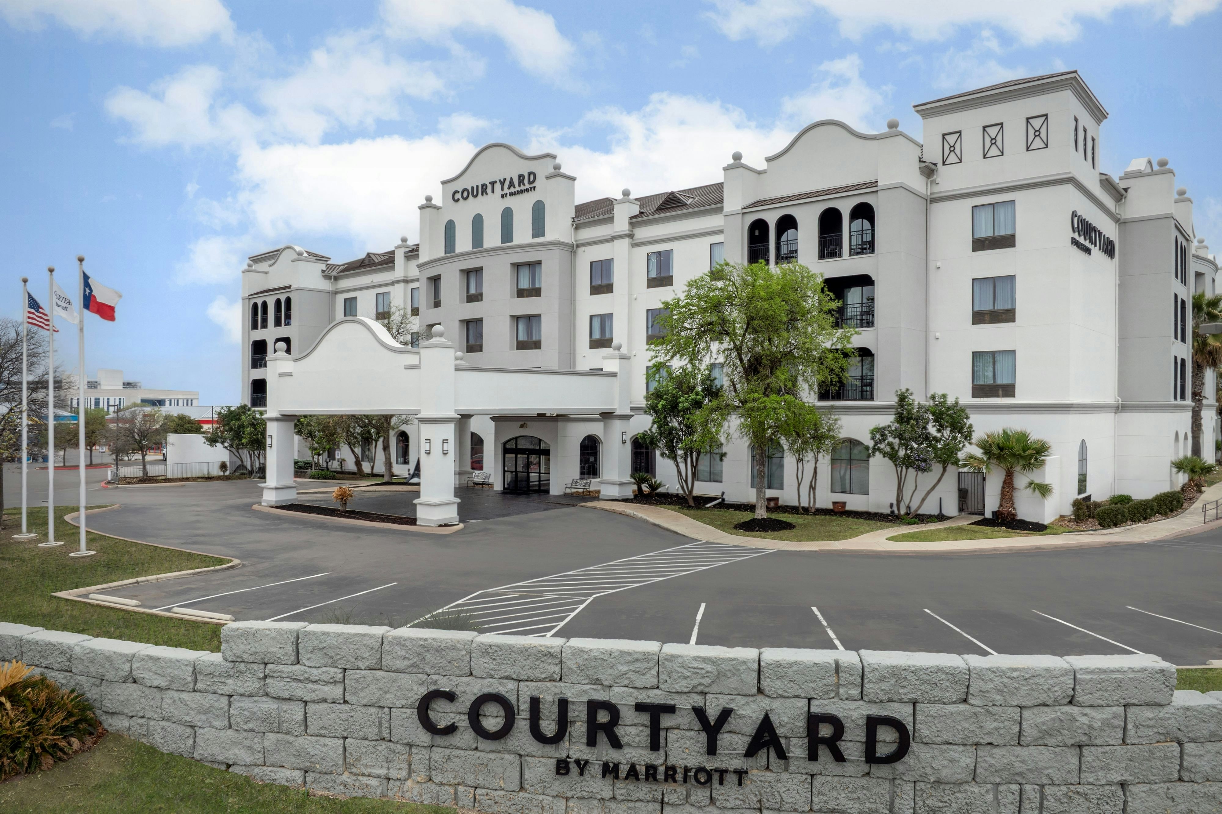 Courtyard by Marriott San Antonio SeaWorld - Westover Hills 61/65