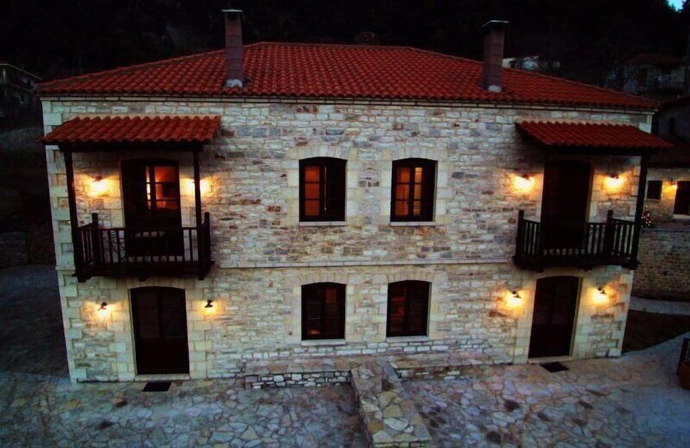 Epoches Luxury Suites 1/50