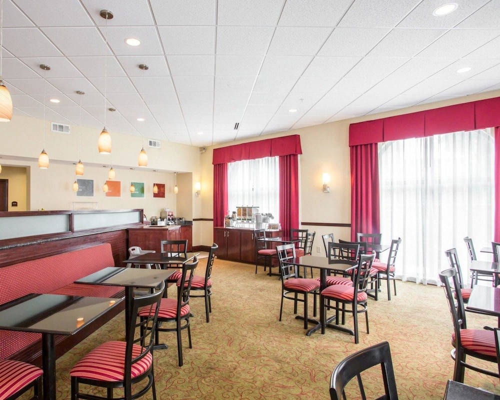 Comfort Suites Mount Juliet 46/57