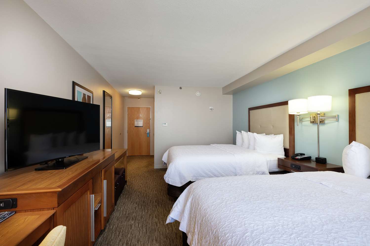 ROOM, 2 DOUBLE BEDS