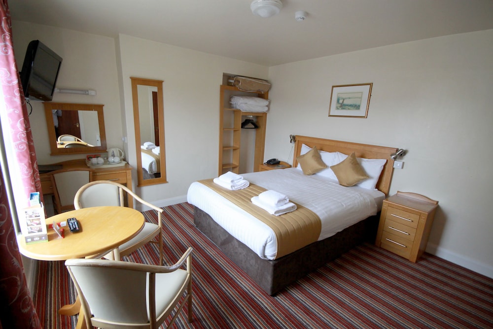 Belmore Court & Motel 17/50