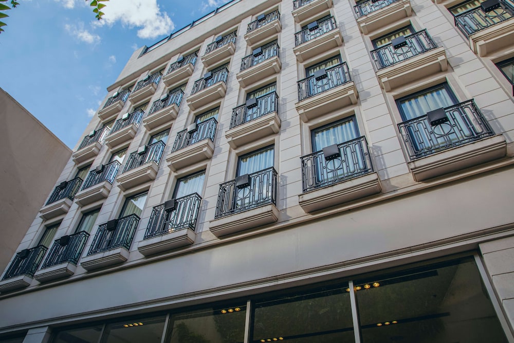 Esplendor By Wyndham Buenos Aires Tango in BUENOS AIRES