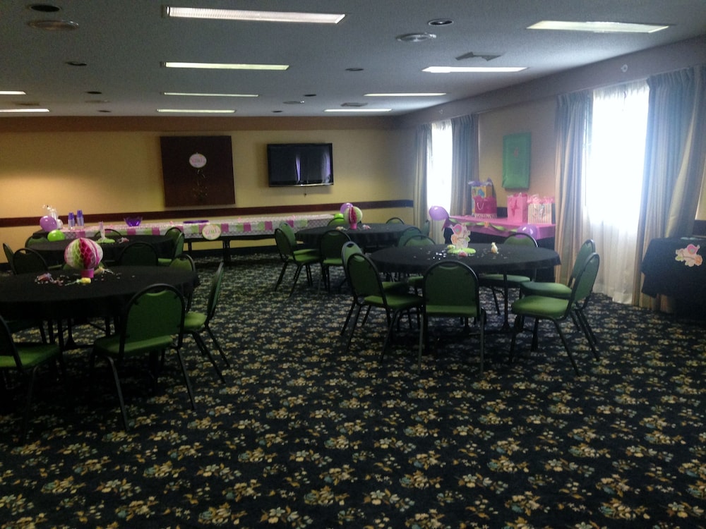 Baymont by Wyndham Greensburg 19/21
