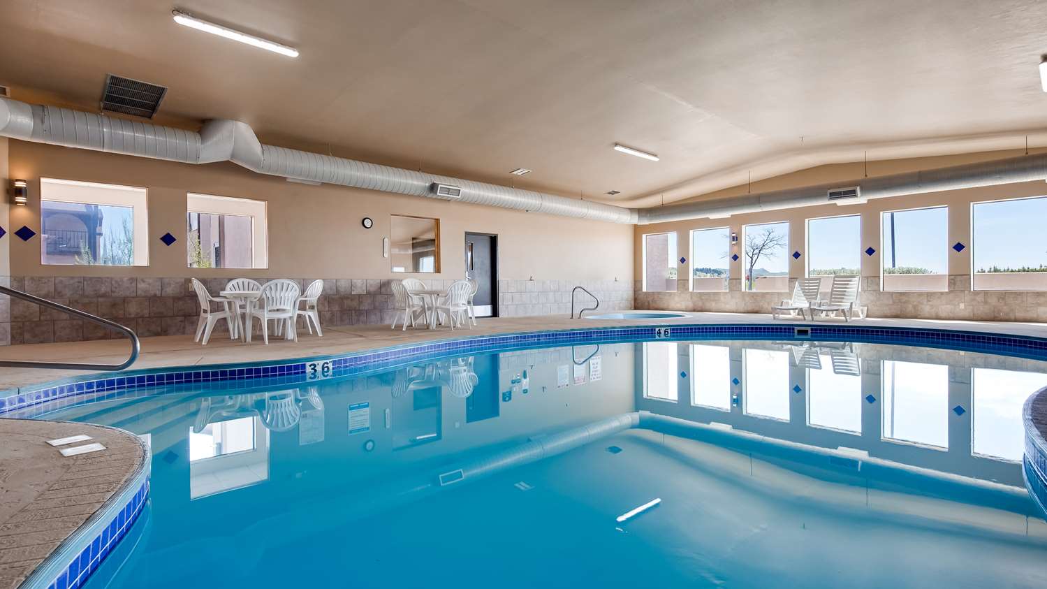 Best Western West Hills Inn 4/11