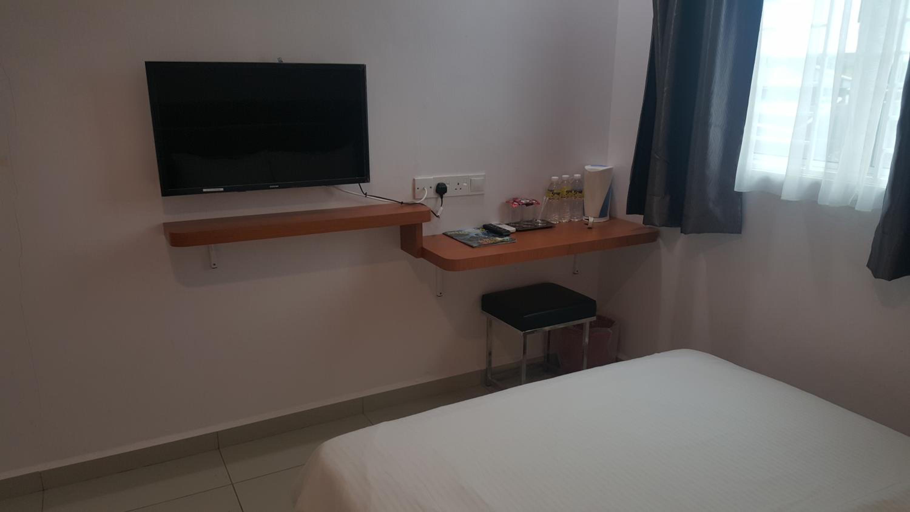 DOTA Hotel 26/28