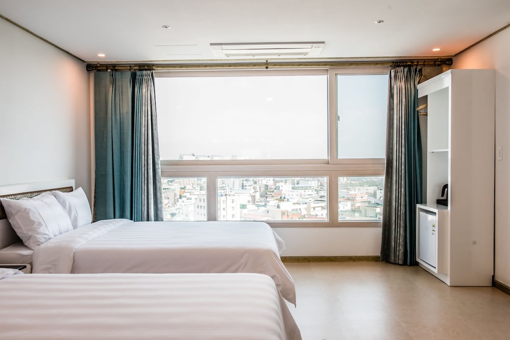 Virginia Hotel 16/50