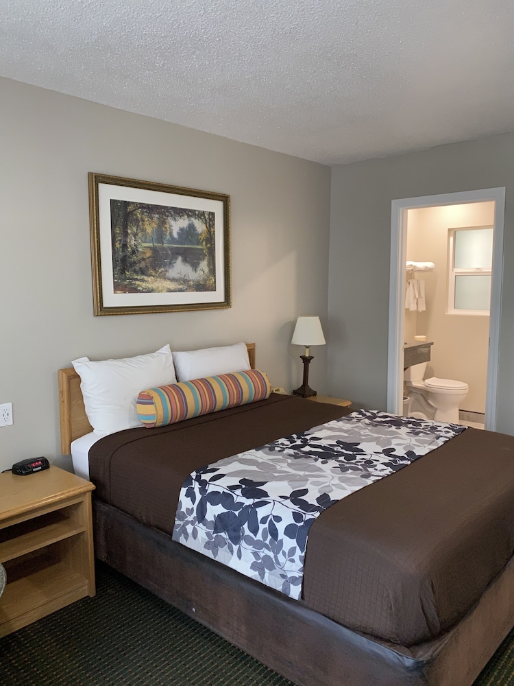Travelers Inn Eugene University 24/51