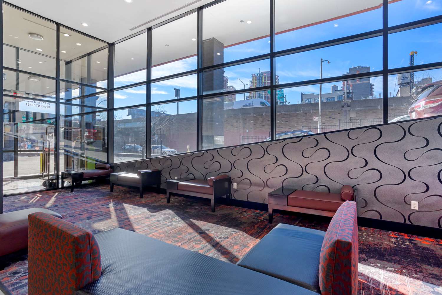 Comfort Inn And Suites Near Stadium 26/44