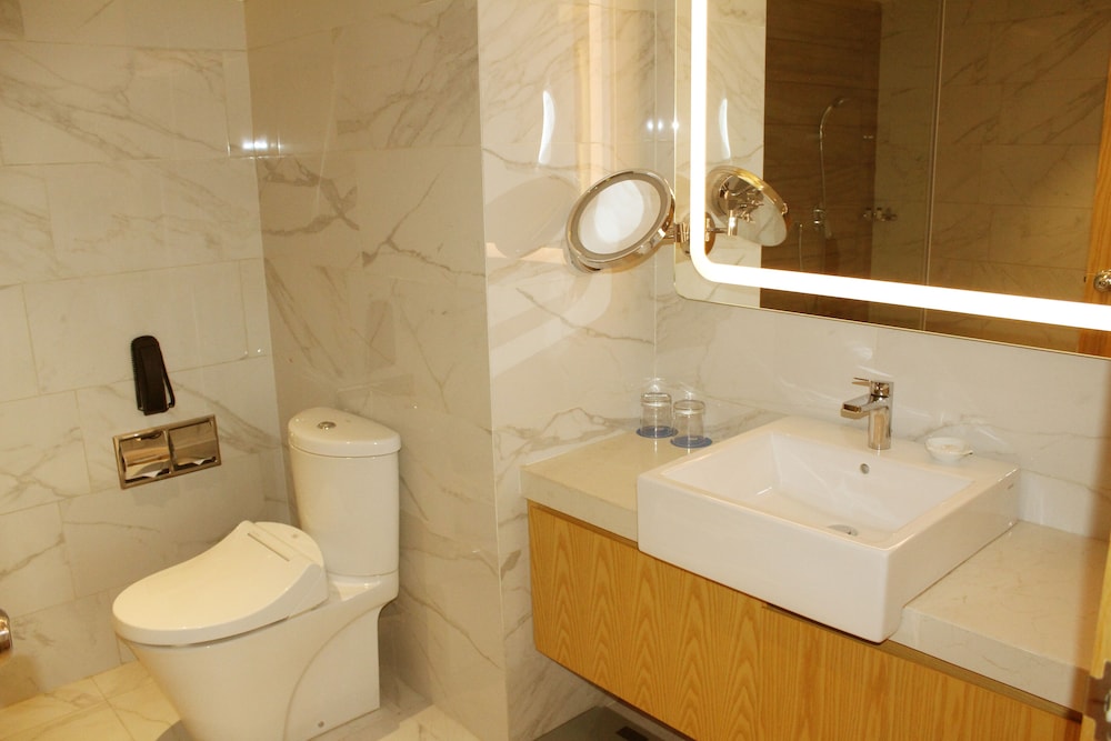 HANSA- A Premium Residence 43/49