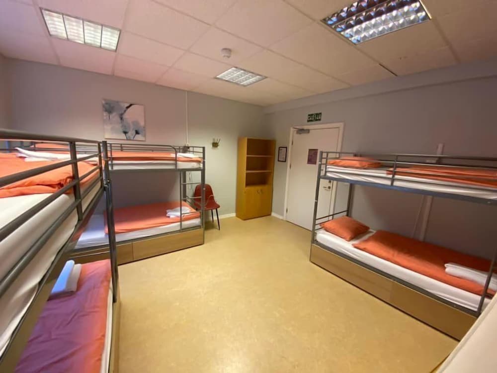 Hostel B47 35/45