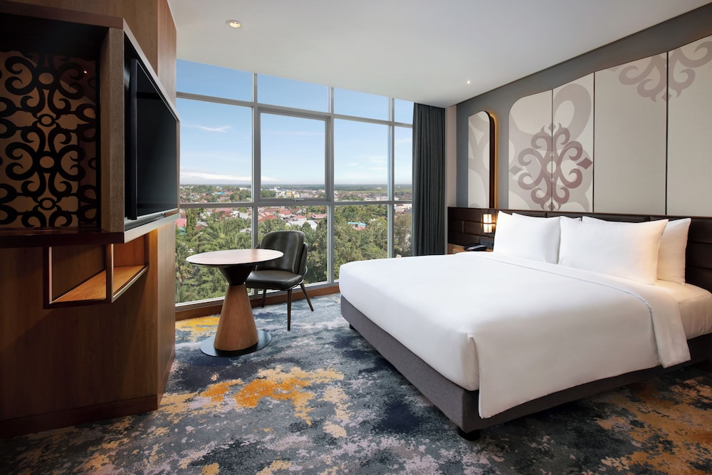 Mercure Pangkalan Bun 19/56