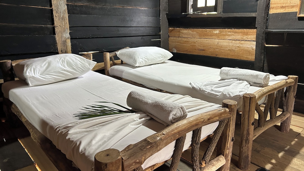 1 Bedroom, Traditional, Cabin, Double Bed, Garden View, Garden Area