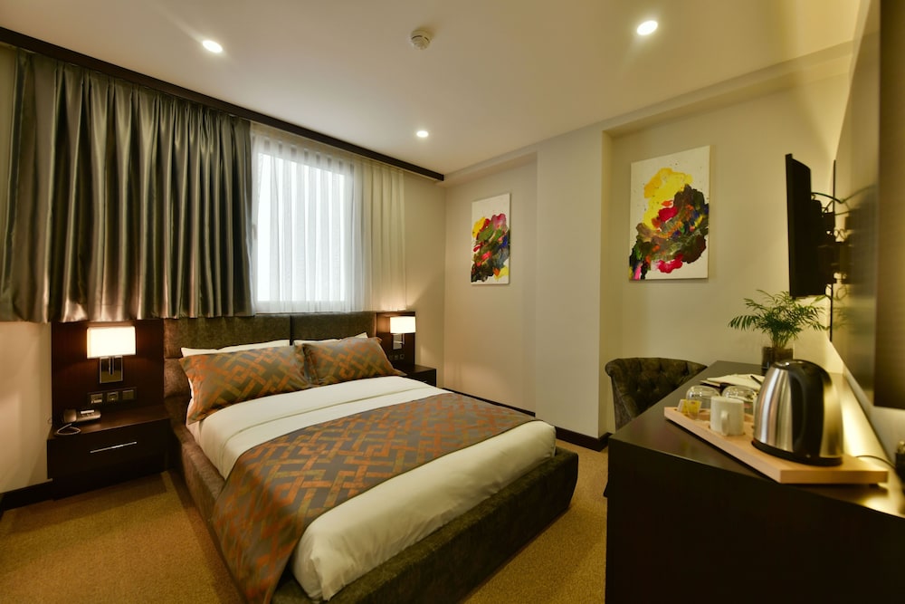 STANDARD, DOUBLE BED