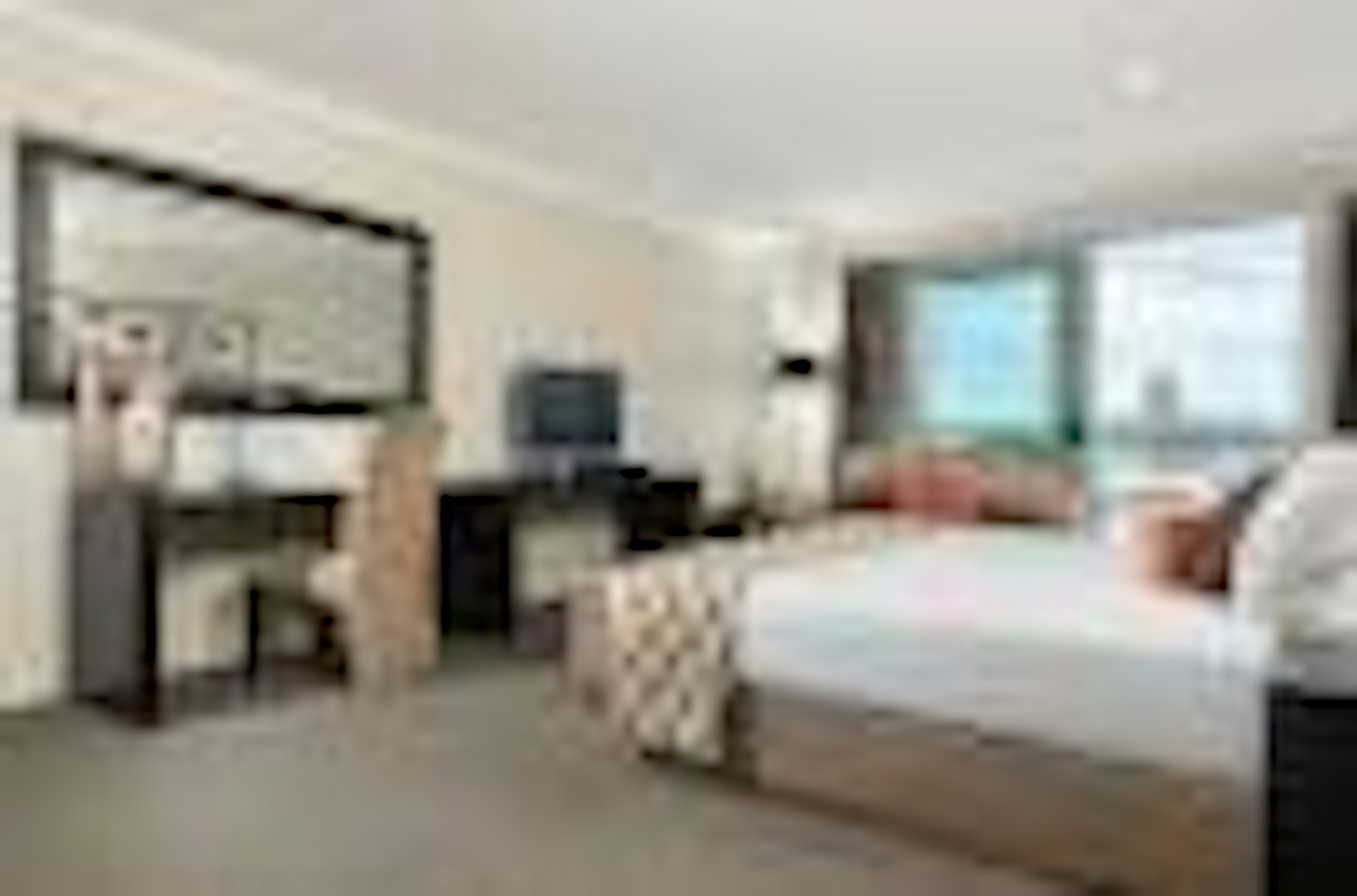 Hotel On Devonport 19/27