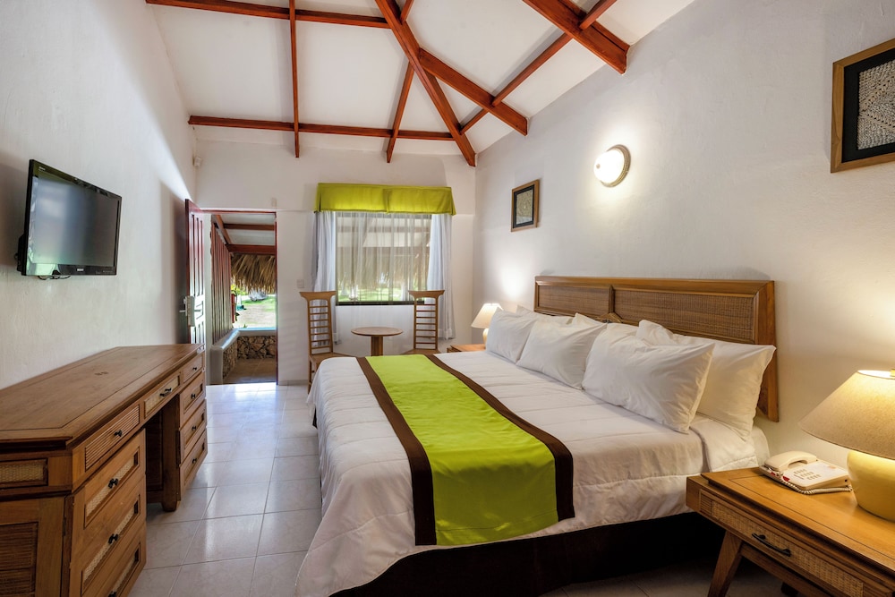 Garden, Bungalow, King Bed