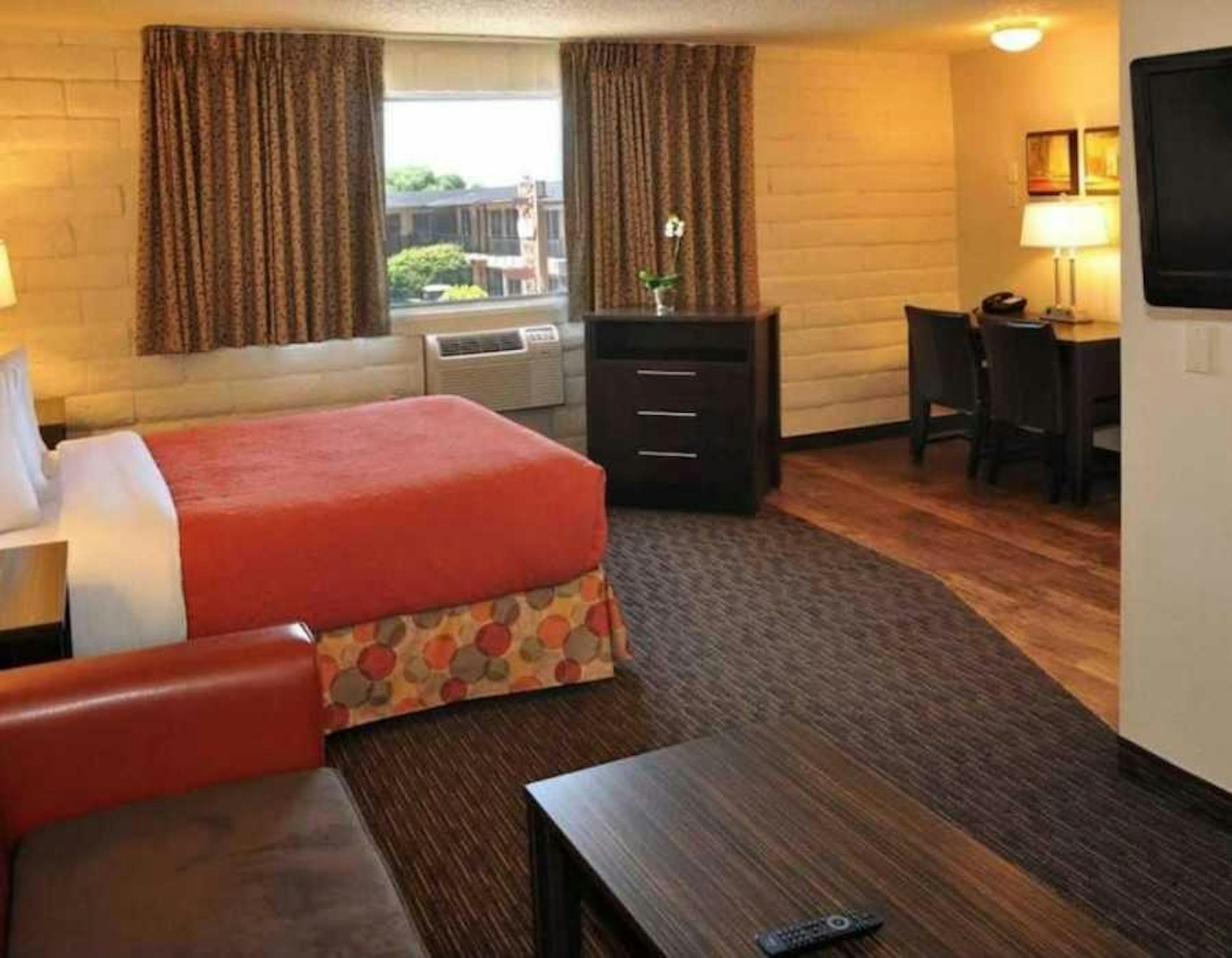 Cimarron Inn Klamath Falls 26/35