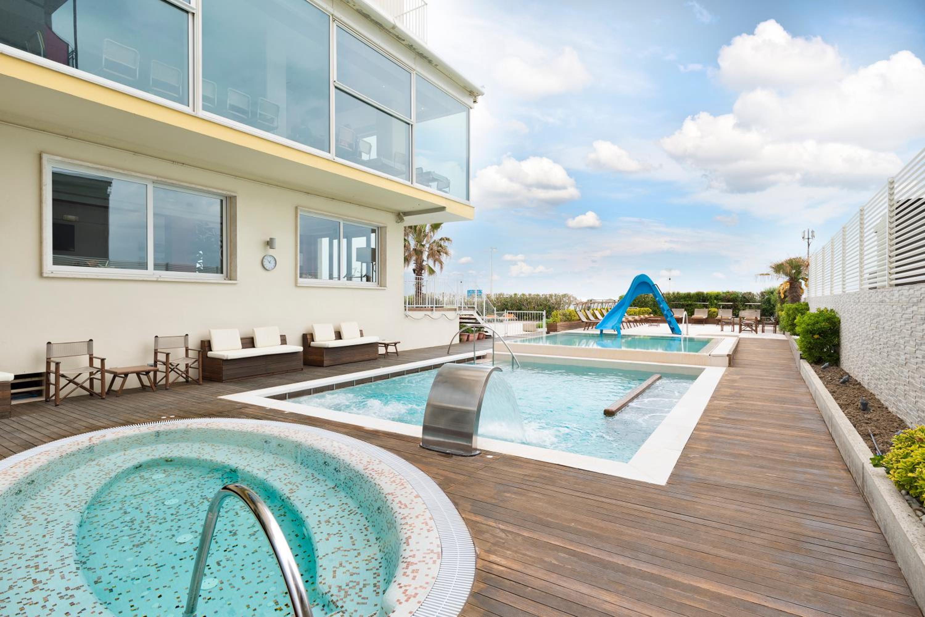 Hotel Fedora 47/50