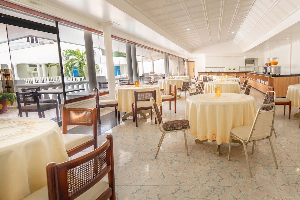Hotel Las Americas 51/63