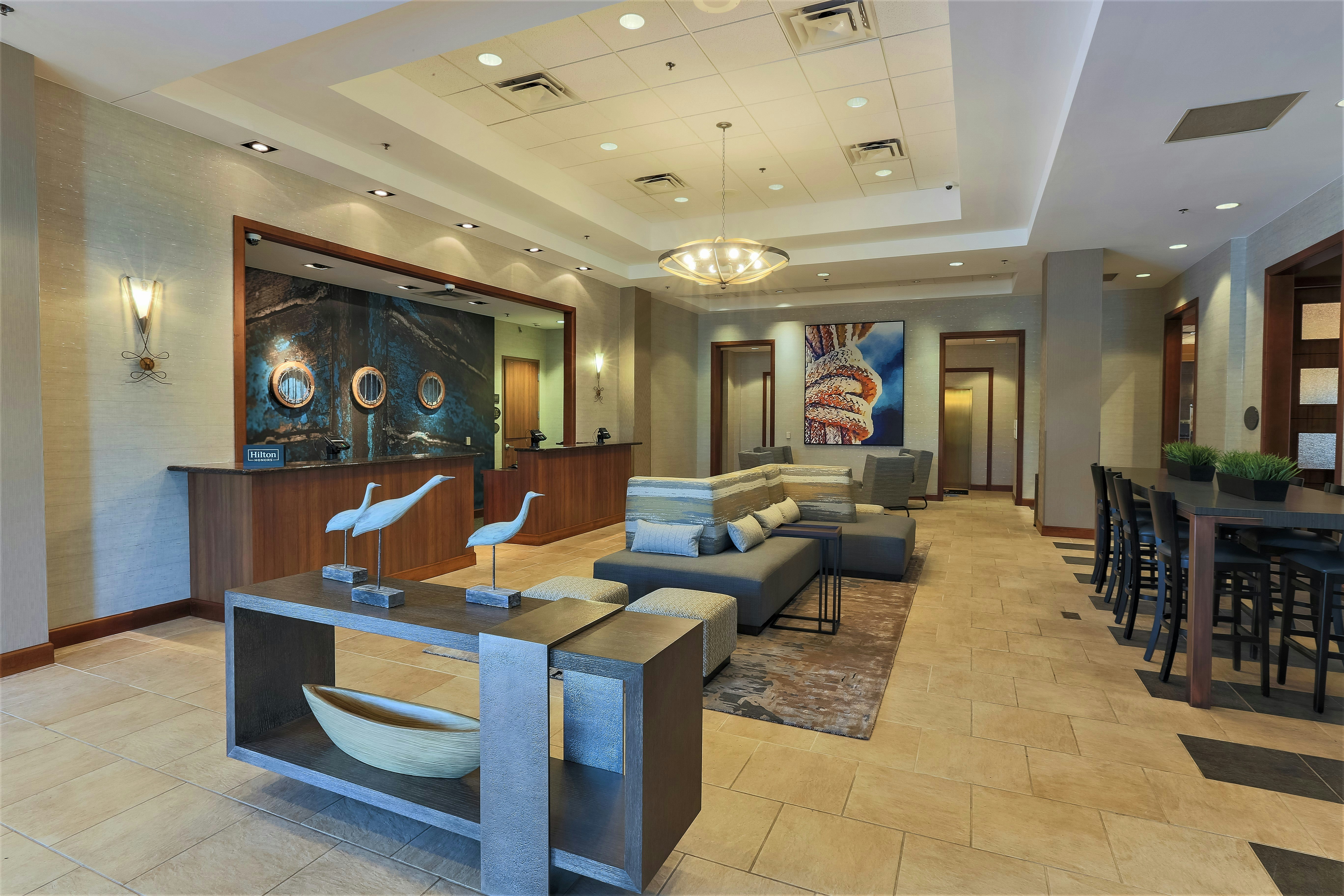 DoubleTree by Hilton Hotel Bay City - Riverfront 46/81